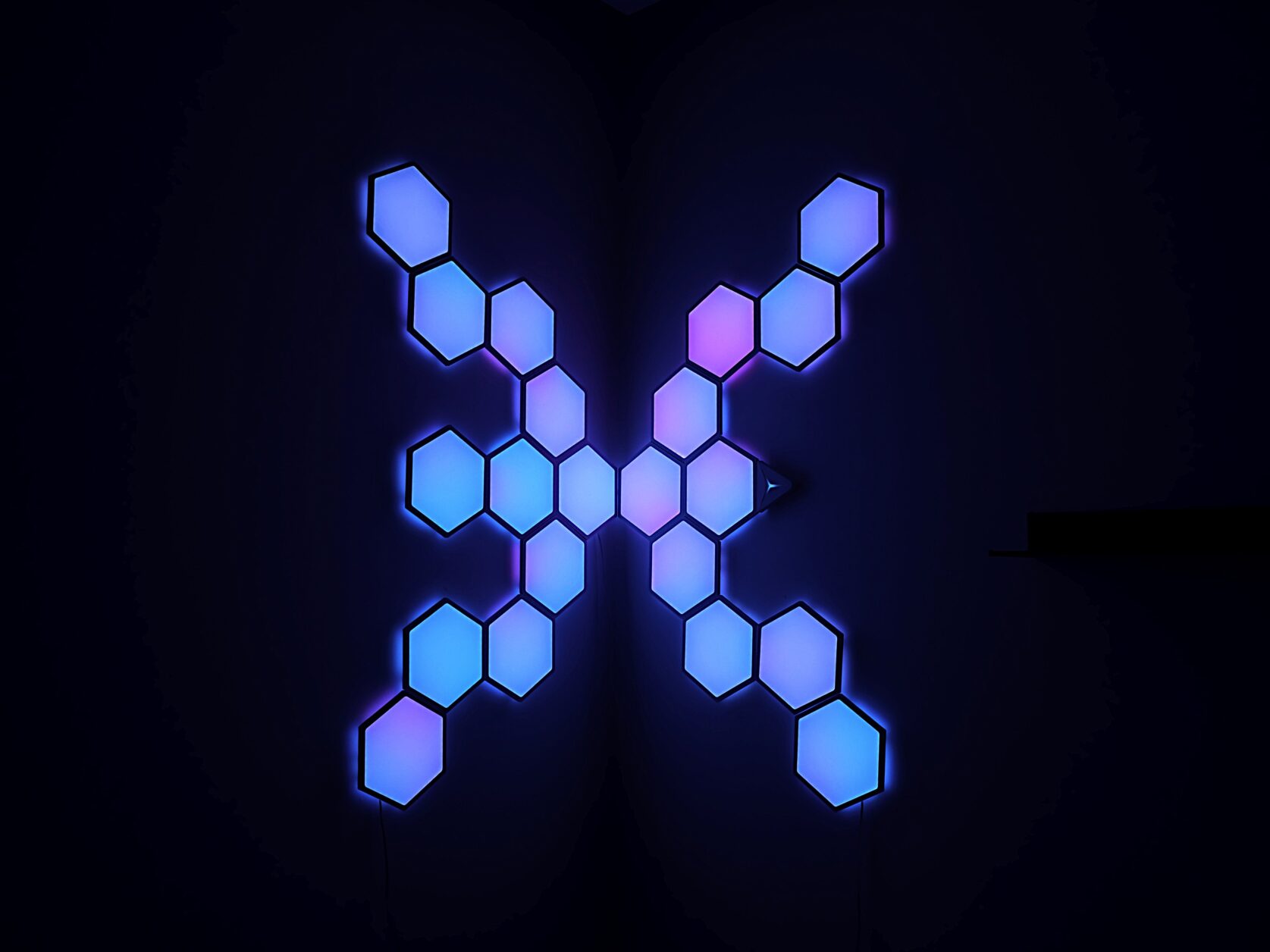 Expand up to 21 panels per controller