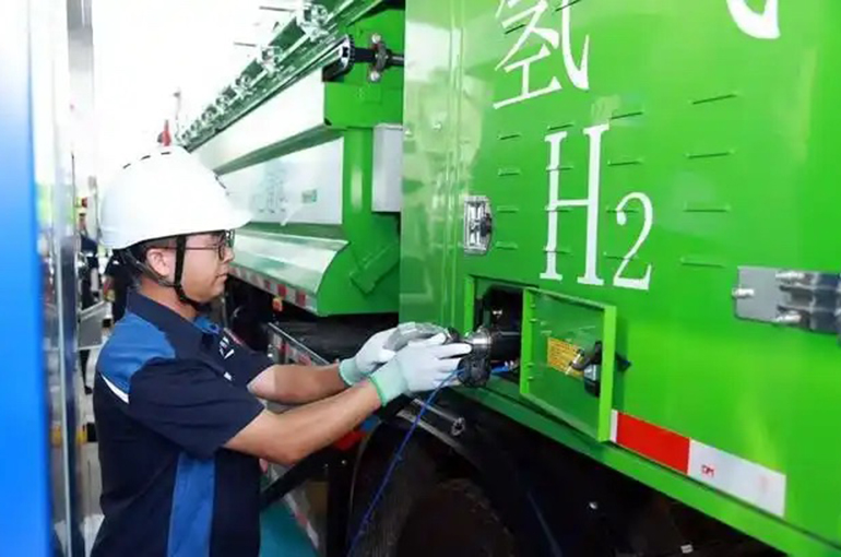 Guangzhou Launches South China's Biggest Hydrogen Refuel Station