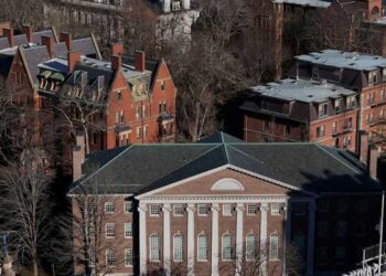 Harvard Considers $500M Offer to Settle Trump Dispute