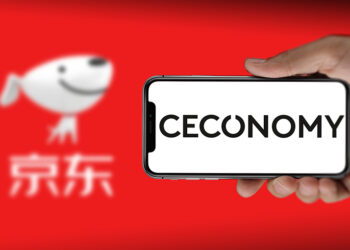 JD.com Falls amid $2.5B Bid for German Retailer Ceconomy