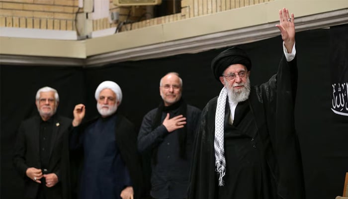 Khamenei Makes Public Appearance Amid Ongoing Israel Conflict