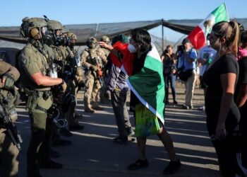 One Dead, Hundreds Detained in California Farm Immigration Raid