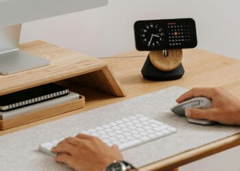 Qi2 25W Wireless Chargers Are Official But Use Caution