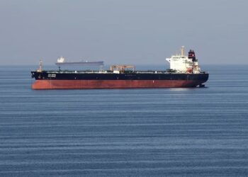 US Sources: Iran Prepares to Mine the Strait of Hormuz