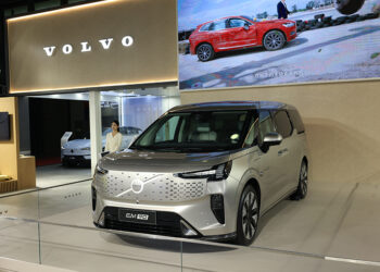 Volvo, Owned by Geely, Shifts Focus from Sales to Service Excellence