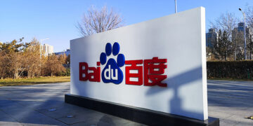Baidu Shares Dip as Q2 Revenue Falls 4% Amid AI Transition