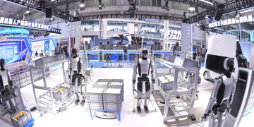 China's Industrial Robot Installations Up 5% Despite Global Drop