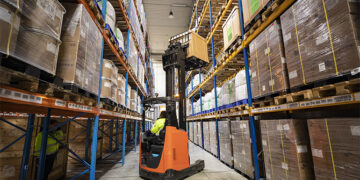 China’s Warehousing Giants Evolve from Storage to Seller Support, Insider Says