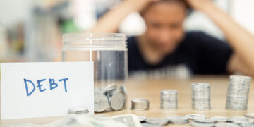 Chinese Loan Fraud Gangs Steal Tens of Millions from Banks