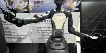 JD.Com Invests Heavily in Robotics Startup PaXini