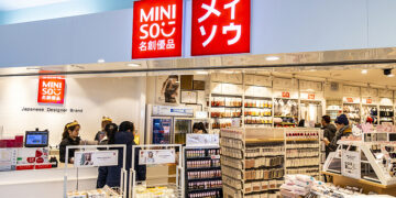 Miniso Surges as Chinese Retailer Boosts Yearly Outlook Amid Toy Boom