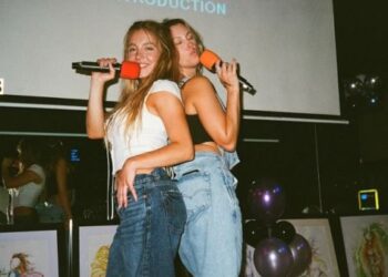 Sydney Sweeney Rocks Denim Style Despite American Eagle Campaign Controversy