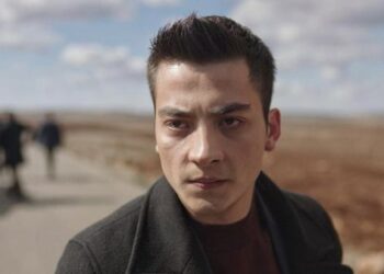 Uzak Şehir Star Atakan Özkaya Mourns Father's Passing