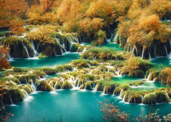 waterfall 7611819 960 720.jpg