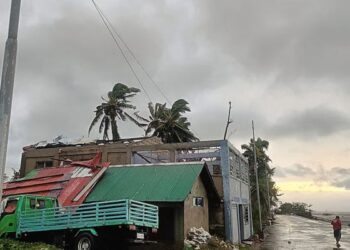 400,000 Evacuated, 3 Dead Amid New Storm After Super Typhoon Ragasa Hits Philippines