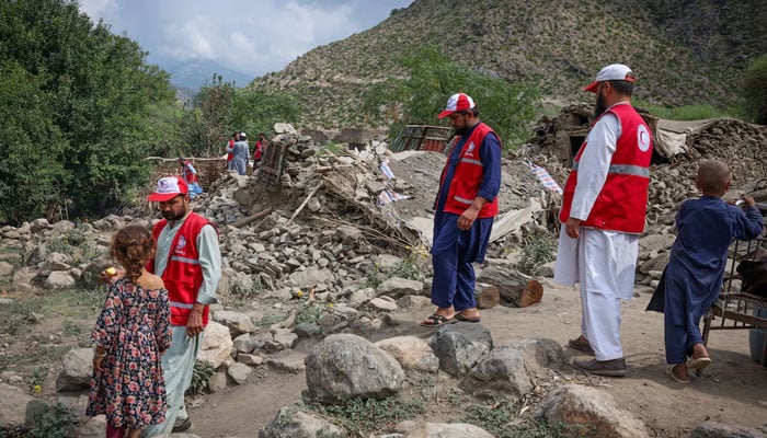 Afghanistan Deploys Commandos to Rescue Earthquake Victims