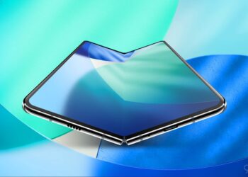 Apple Gets Suppliers Ready for iPhone Growth Next Year