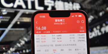 CATL Invests $211M in Shenghua New Materials for LFP Cathode Supply