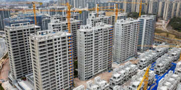 China's Leading Builders Increase Land Spending by Nearly 30% in First Eight Months