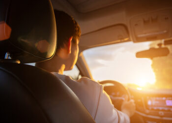 Chinese Ride-Hailing Drivers Rank as Second-Highest Blue-Collar Earners