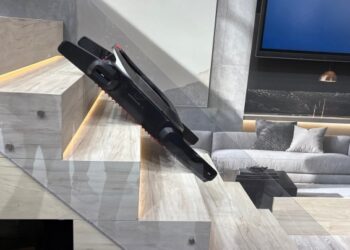 Eufys Stair Climbing Robot Vacuum Might Win Me Over.jpg