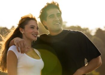 First Look at Mert Ramazan Demir and Miray Daner in “Bize Bir Şey Olmaz”