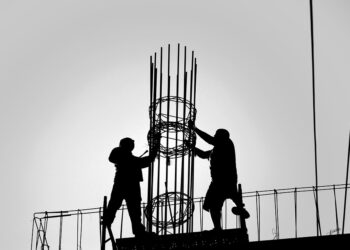 How to install a light switch