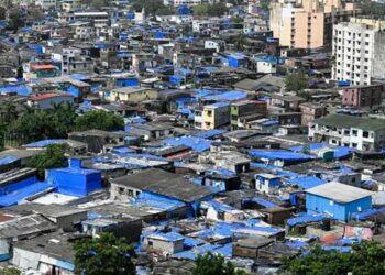 Mumbai's Massive Asian Slum Hit the Market for Sale