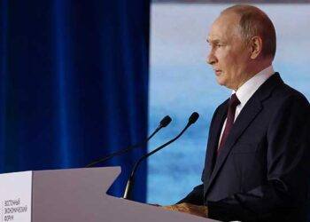Putin Alerts Western Forces in Ukraine: Legitimate Military Targets