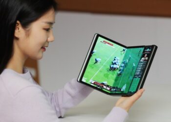 Samsung Fans Anticipate New Larger Foldable Model