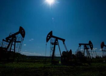 US Asserts Russian Oil Curtailment Is Crucial for India Trade Deal