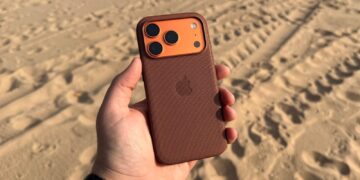 iPhone 17 Users Report Wi-Fi and CarPlay Issues