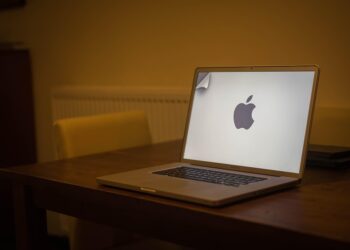 laptop 933290 960 720.jpg