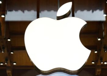 Apple eliminates ICE tracking apps following Trump administration pressure