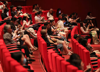 China's 2025 Box Office Outshines 2024, Local Films Lead