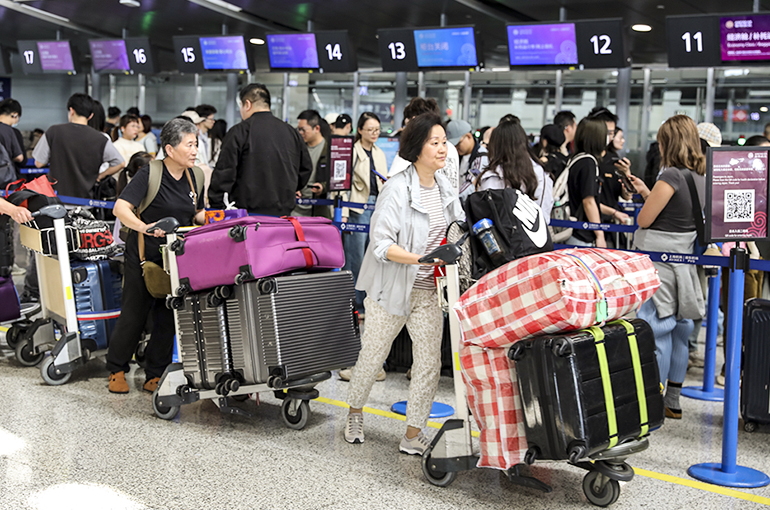 Chinese Retirees Boost Air Travel Market Growth, Report Finds
