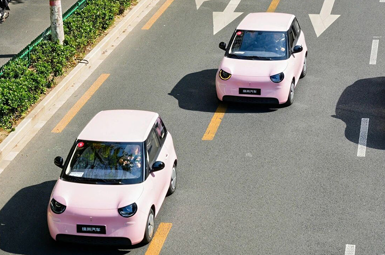 Guangxi Auto Debuts First Model of Its New EV Brand in China