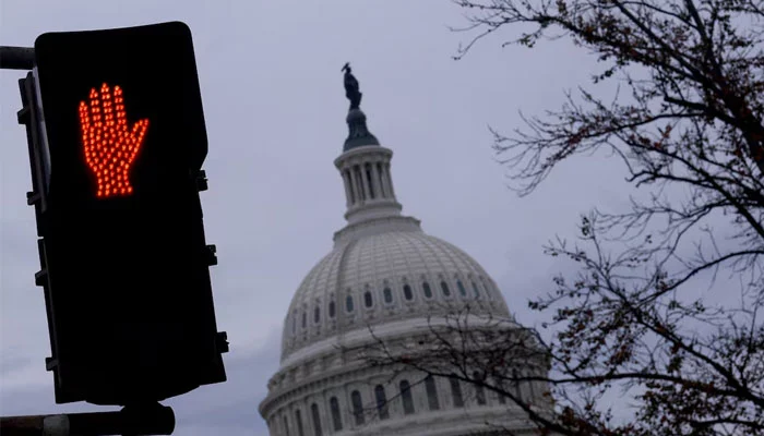 Hidden Secrets of US Political Group Chats