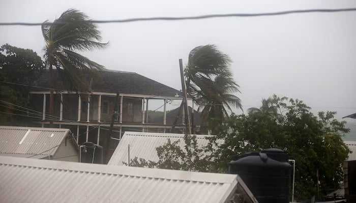 Hurricane Melissa Strikes Jamaica as Deadly Cat 5 Storm