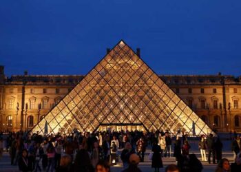 Louvre to Install Anti-Ramming Barriers by Year-End, Says Minister