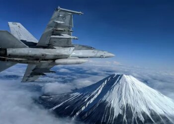 Sources: Pentagon's Hegseth Approves Next-Gen US Navy Fighter