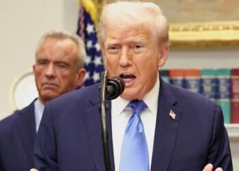 Trump Sets Sunday Midnight Deadline for Gaza Deal or War Warning