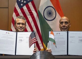 US and India Sign 10-Year Defense Pact