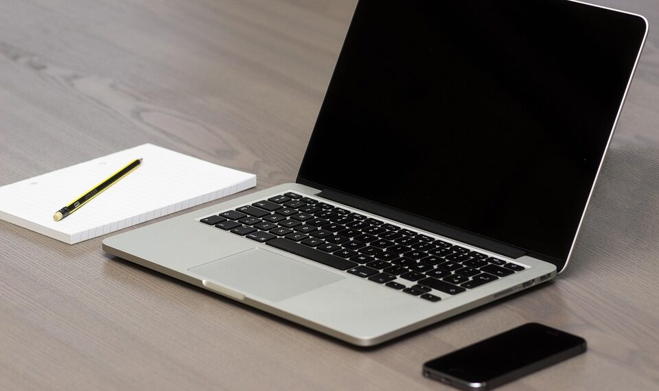 apple 1282240 960 720.jpg