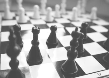 black and white 2558362 960 720.jpg