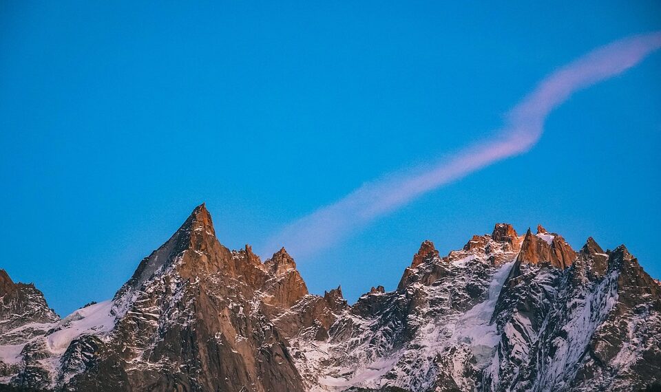 chamonix 8168053 960 720.jpg