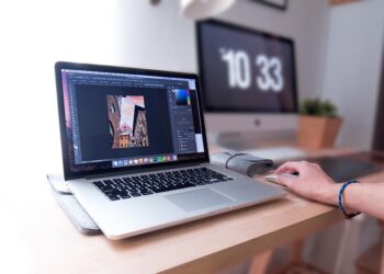 computer 2563417 960 720.jpg