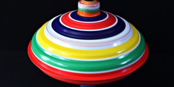 "I Want to Kiss You" in 50 Languages  

1.  English ➜ I want to kiss you
2.  Fre