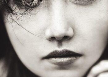 woman 7552695 960 720.jpg