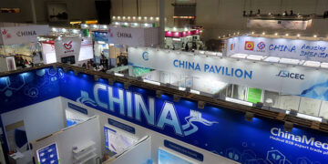 100+ Chinese Exhibitors Suffer Food Poisoning at Germany’s MEDICA Fair